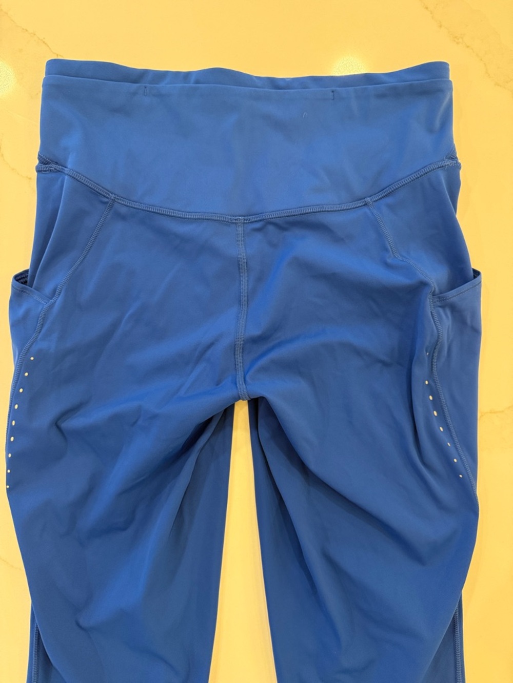 Lululemon Blue Athletic Leggings with Side Pockets - Picture 4 of 9